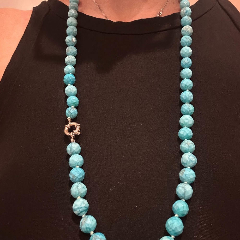 Turquoise Beaded Necklace